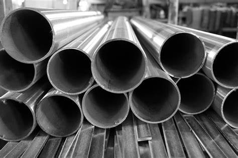 Duplex stainless steel pipe